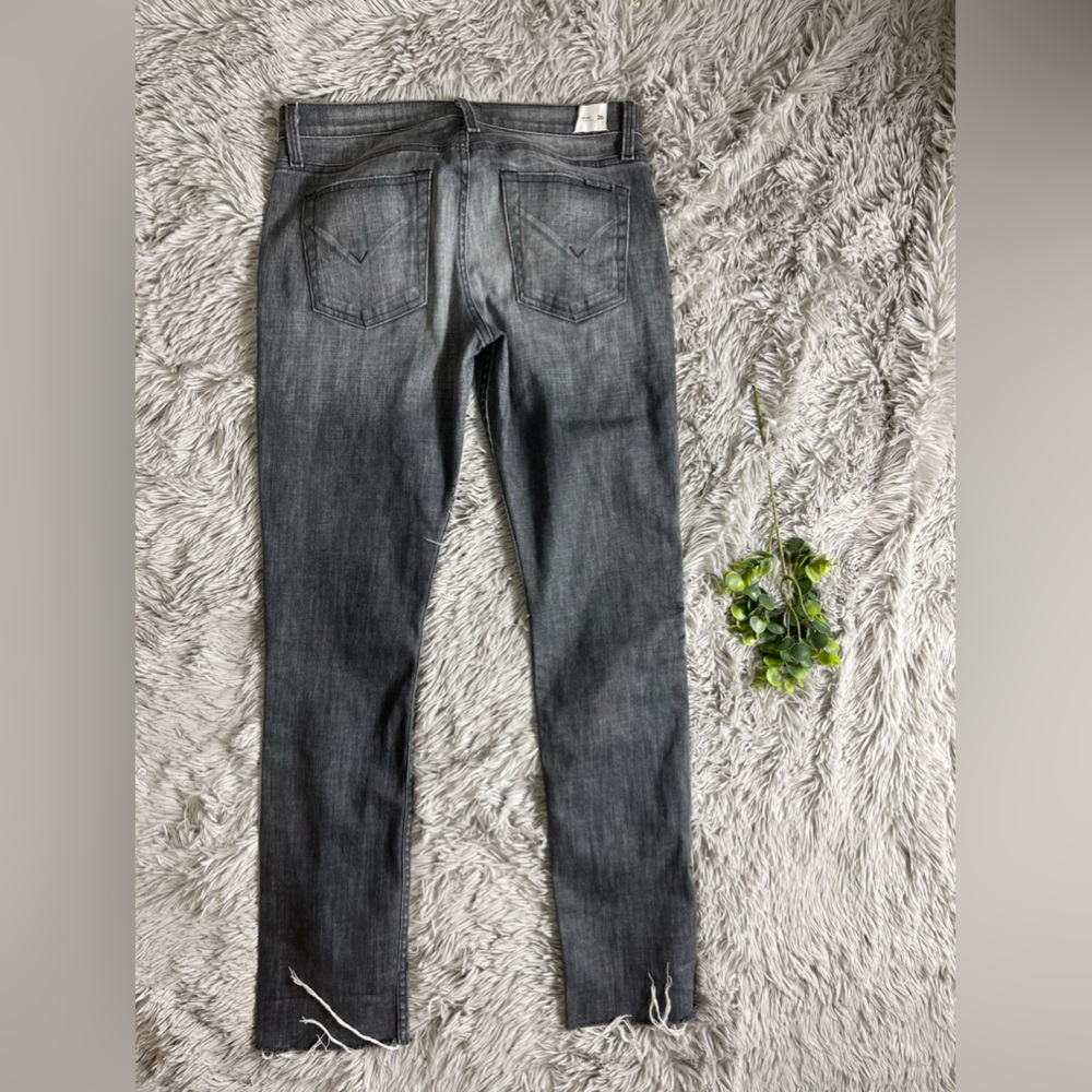 Hudson Skylar relaxed slim straight grey distressed jean. Tag=26, fit=28-29-30. - Picture 5 of 8